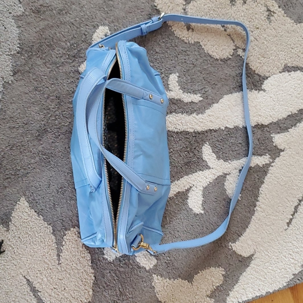 Like new Vera Bradley purse - Picture 4 of 6